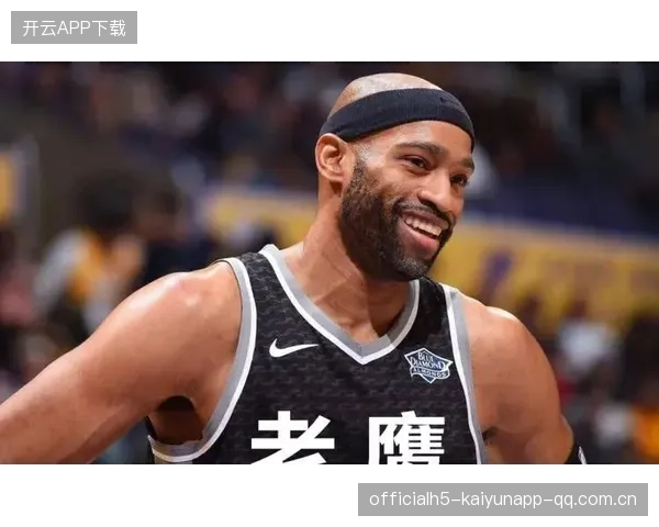 退役球星解说视角独到——从场上风云到场下智慧：如何用“老将眼”重新理解足球